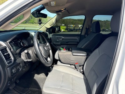 2020 RAM 1500 Big Horn Quad Cab 4x2 6'4' Box