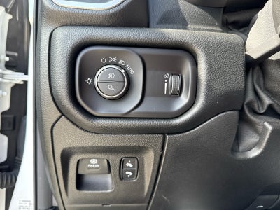 2020 RAM 1500 Big Horn Quad Cab 4x2 6'4' Box