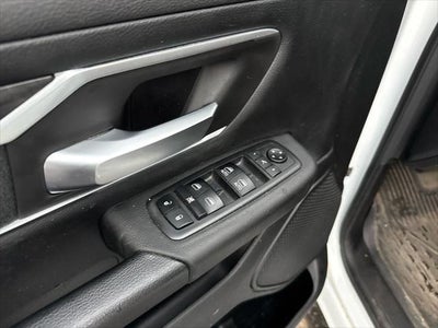 2019 RAM 1500 Big Horn/Lone Star Crew Cab 4x4 5'7' Box