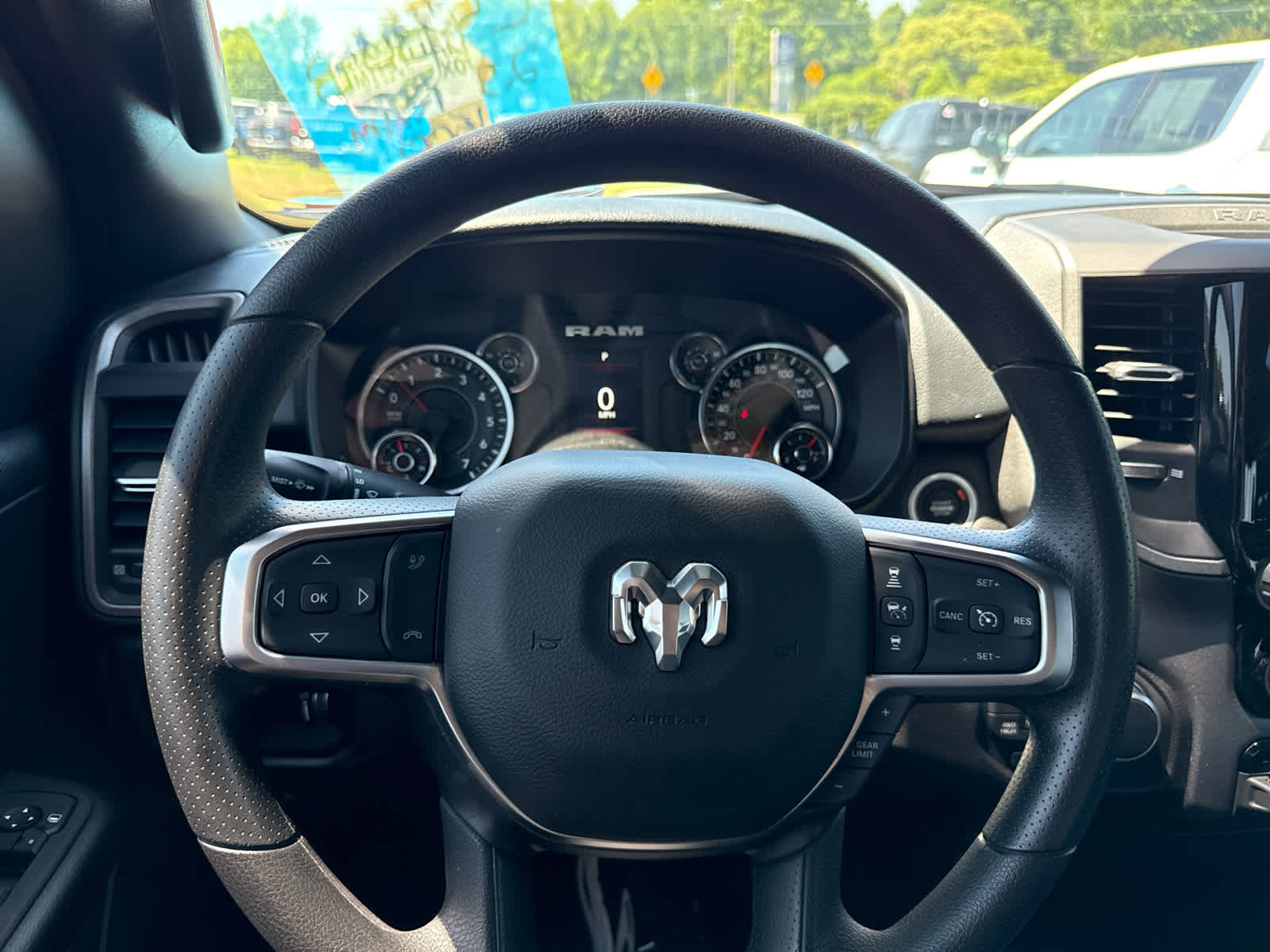 2025 RAM 1500 Tradesman Crew Cab 4x4 5'7' Box