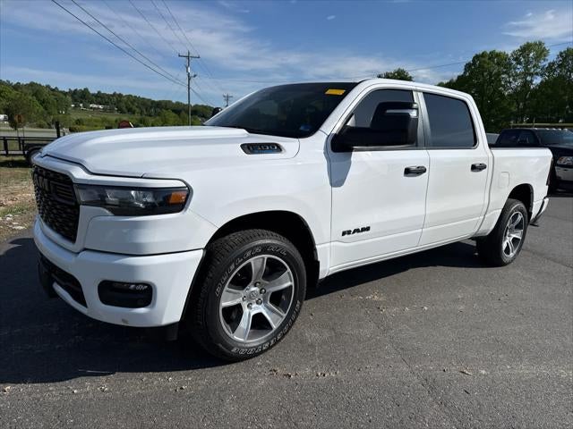 2025 RAM 1500 Tradesman Crew Cab 4x4 5'7' Box