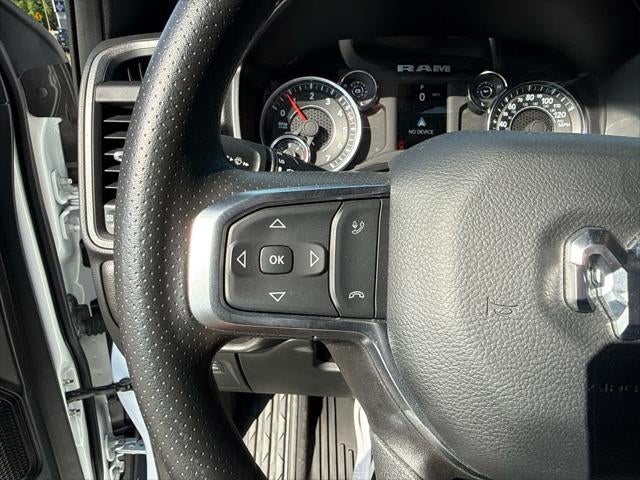 2025 RAM 1500 Tradesman Crew Cab 4x4 5'7' Box