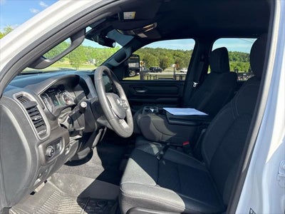 2025 RAM 1500 Tradesman Crew Cab 4x4 5'7' Box