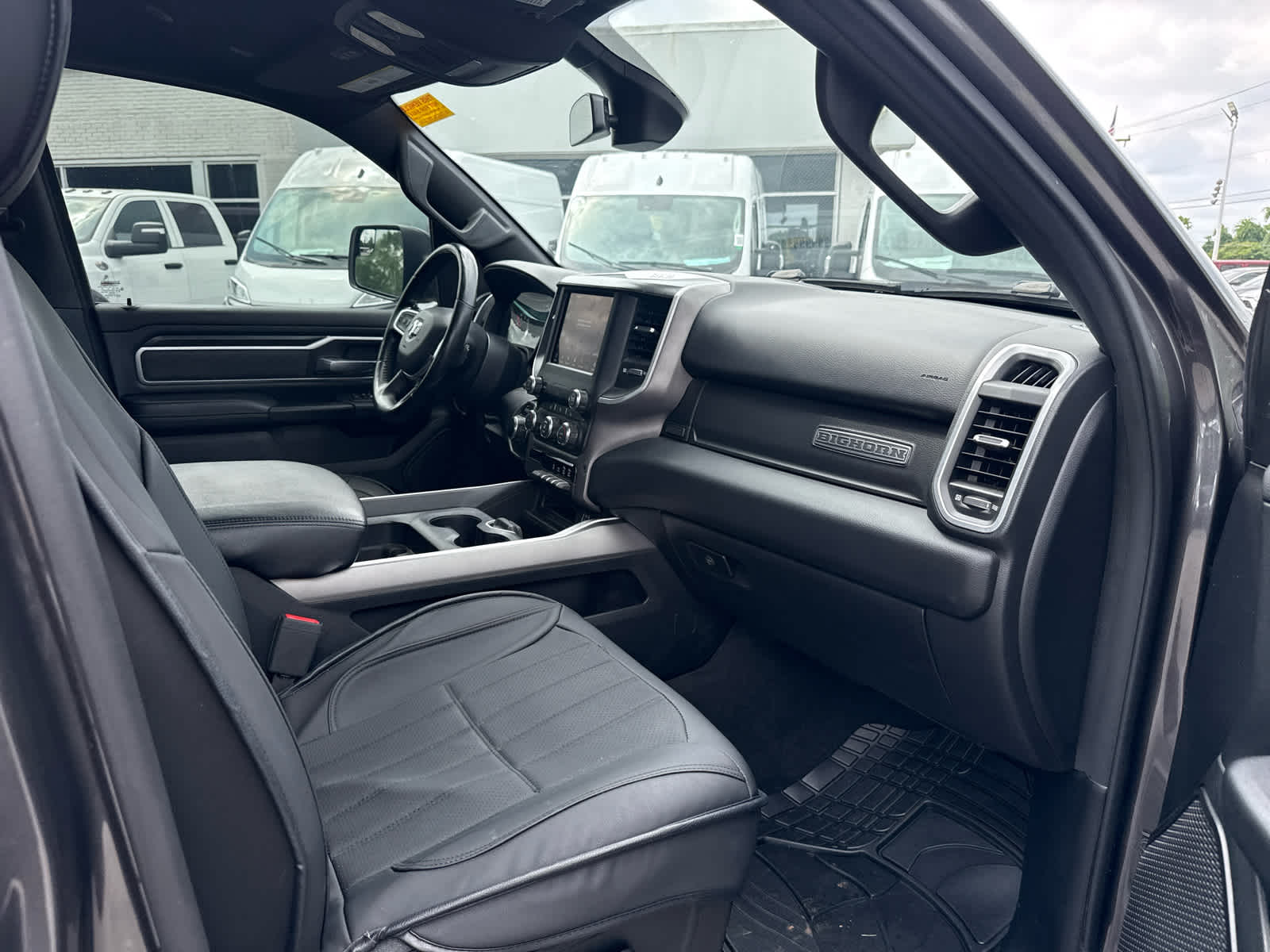 2021 RAM 1500 Big Horn Quad Cab 4x4 6'4' Box