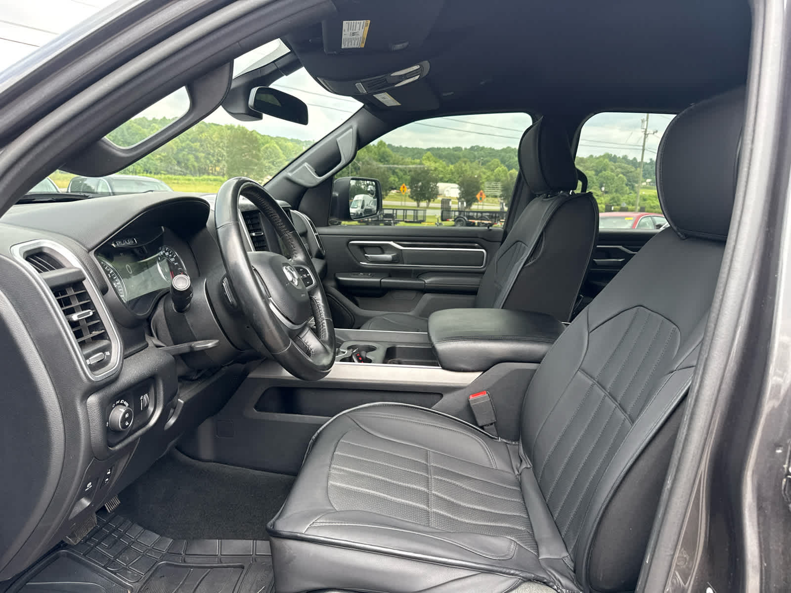 2021 RAM 1500 Big Horn Quad Cab 4x4 6'4' Box