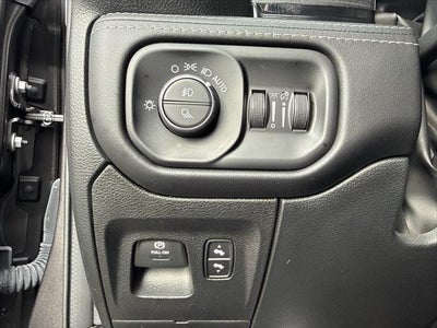 2024 RAM 1500 Limited Crew Cab 4x4 5'7' Box