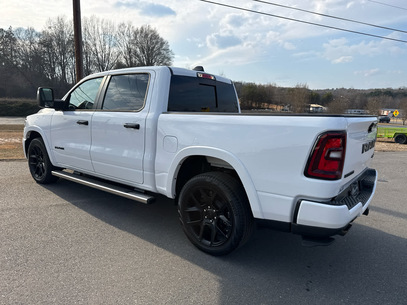 2026 RAM 1500 Laramie Crew Cab 4x4 5'7' Box