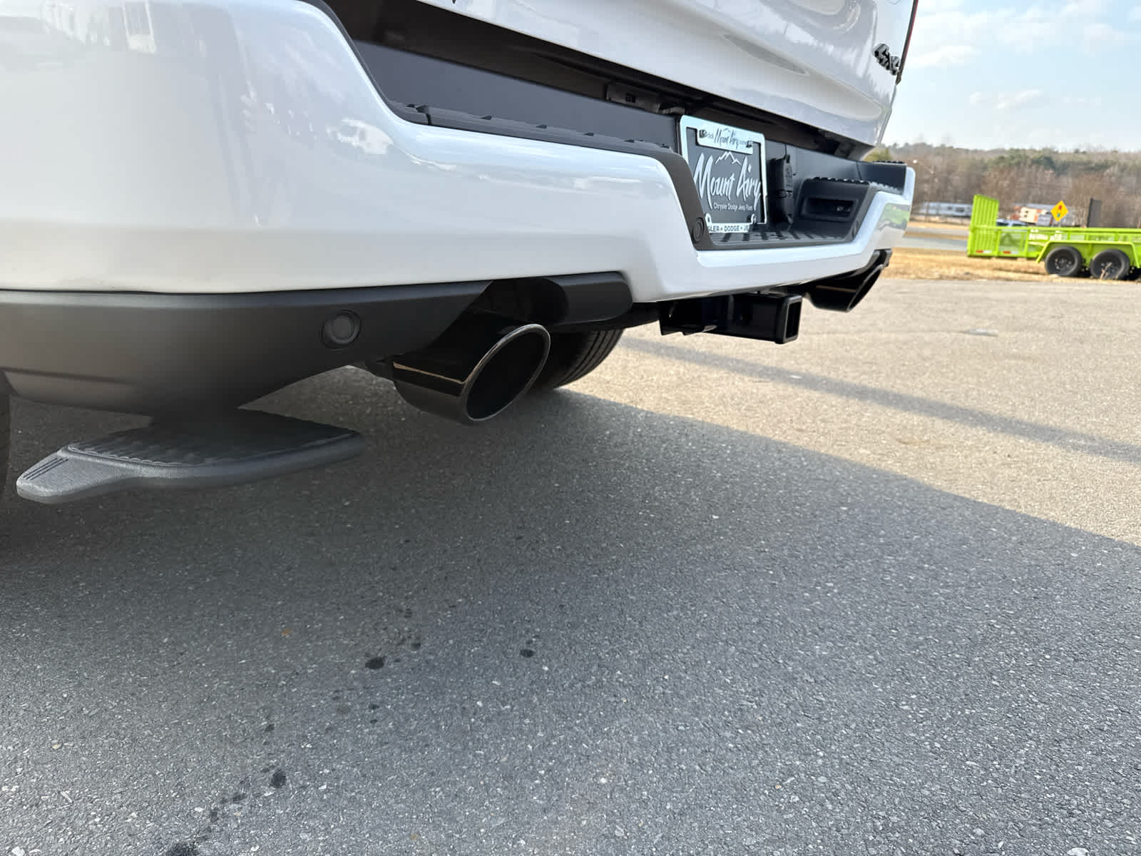 2026 RAM 1500 Laramie Crew Cab 4x4 5'7' Box