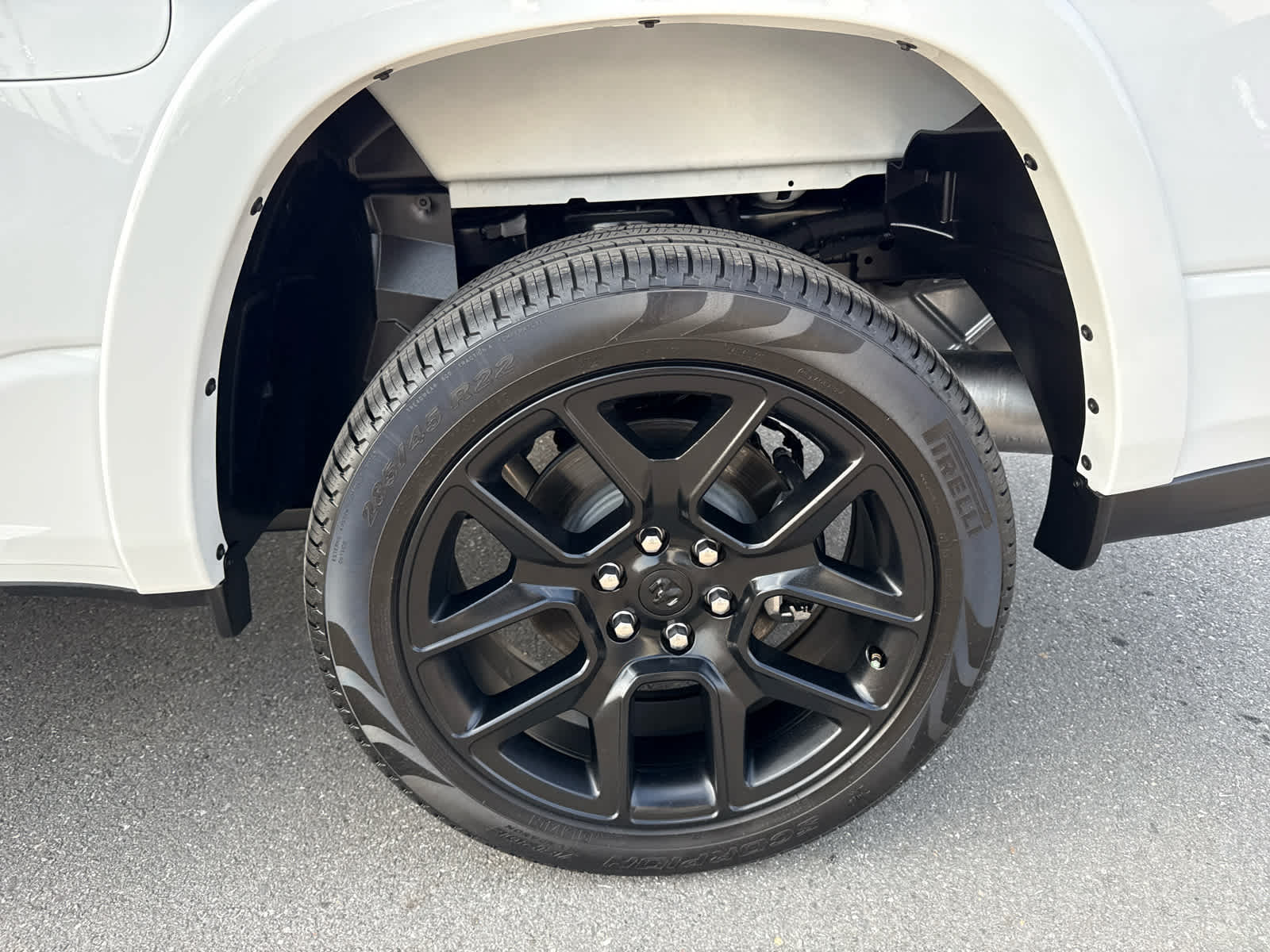 2026 RAM 1500 Laramie Crew Cab 4x4 5'7' Box