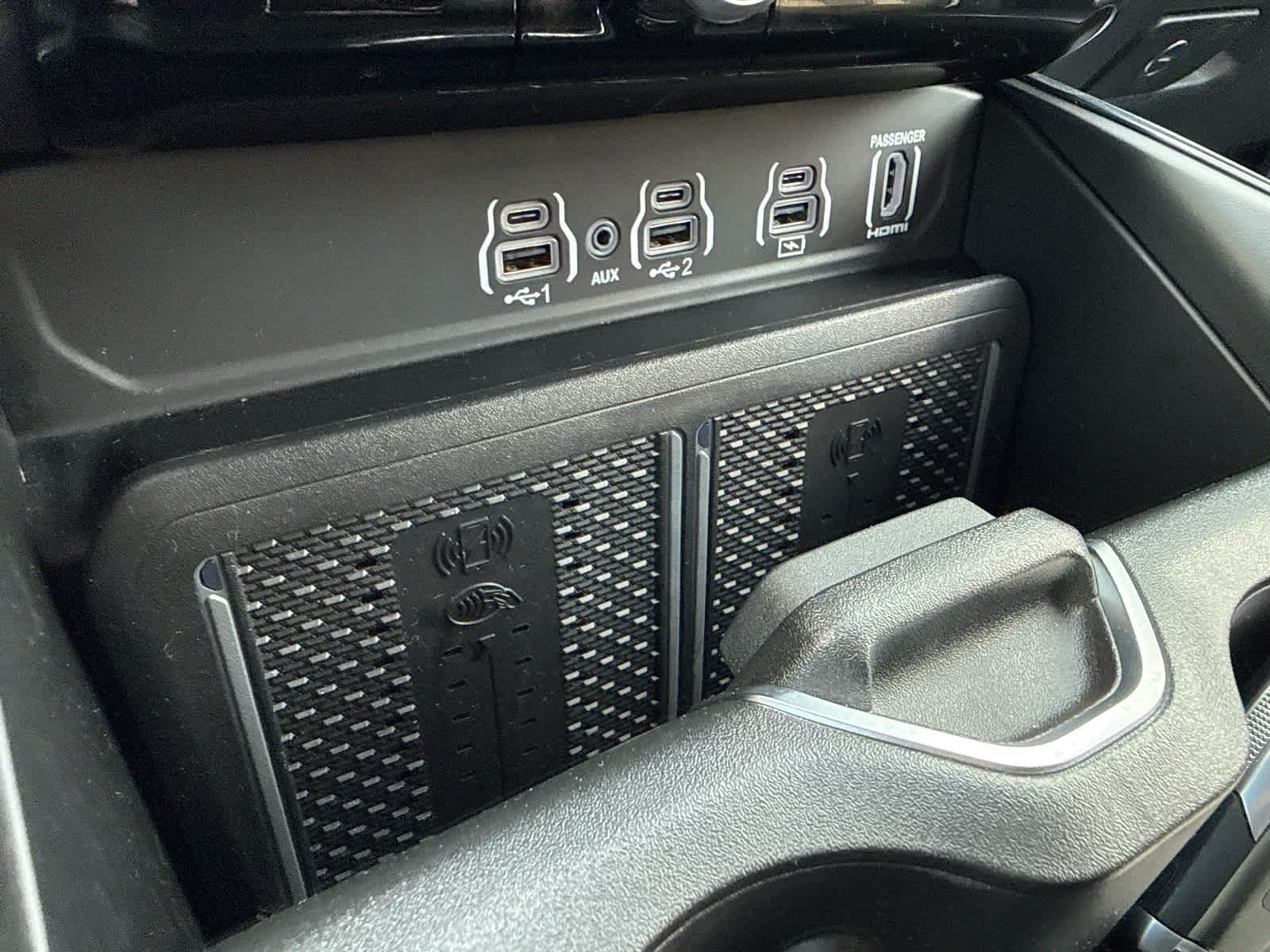 2026 RAM 1500 Laramie Crew Cab 4x4 5'7' Box