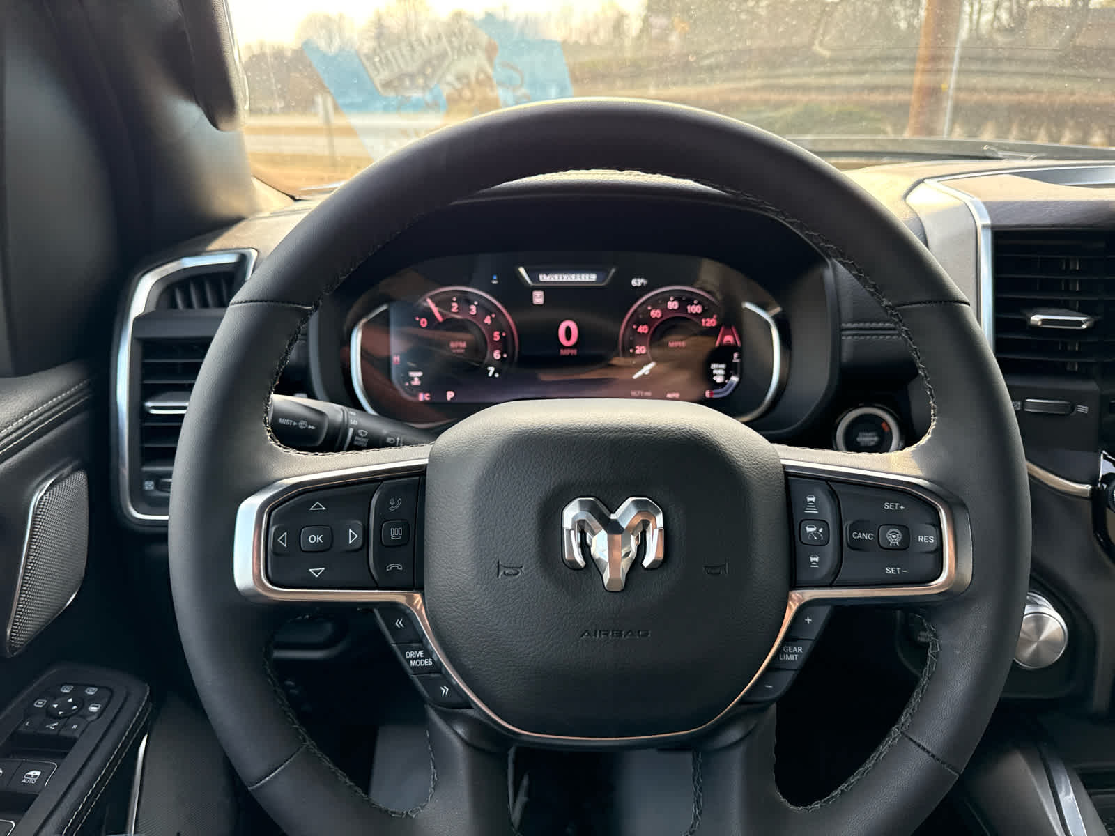 2026 RAM 1500 Laramie Crew Cab 4x4 5'7' Box