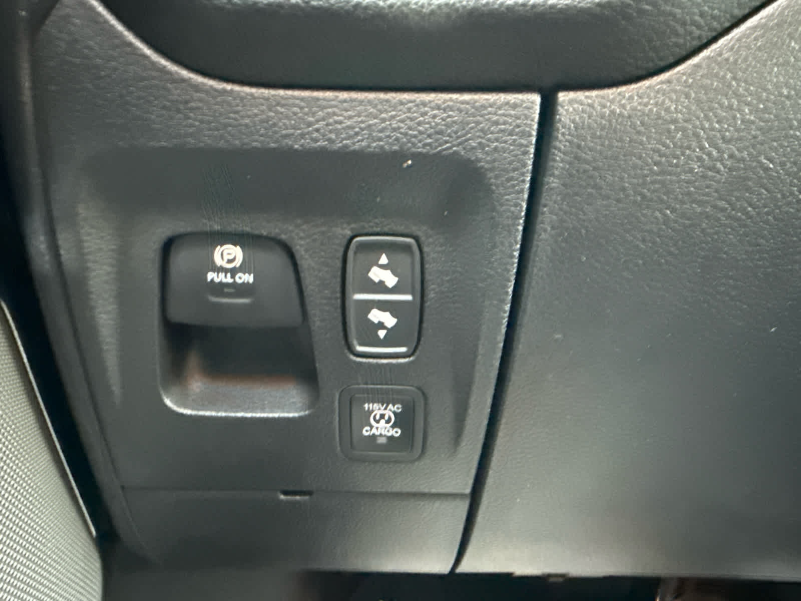 2026 RAM 1500 Laramie Crew Cab 4x4 5'7' Box