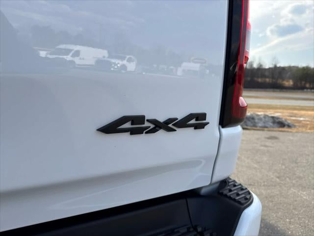 2026 RAM 1500 Laramie Crew Cab 4x4 5'7' Box