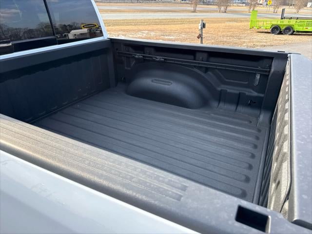 2026 RAM 1500 Laramie Crew Cab 4x4 5'7' Box