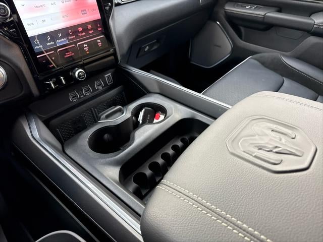 2026 RAM 1500 Laramie Crew Cab 4x4 5'7' Box