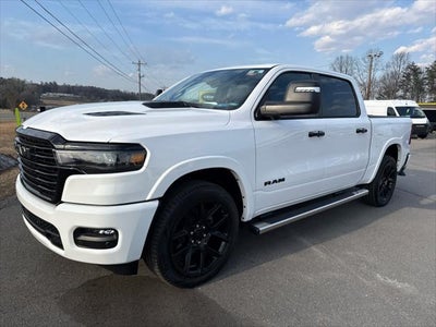 2026 RAM 1500 Laramie Crew Cab 4x4 5'7' Box