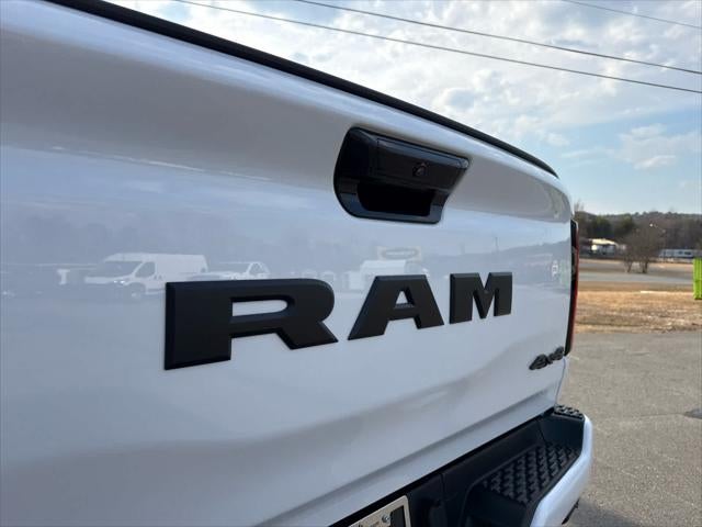 2026 RAM 1500 Laramie Crew Cab 4x4 5'7' Box