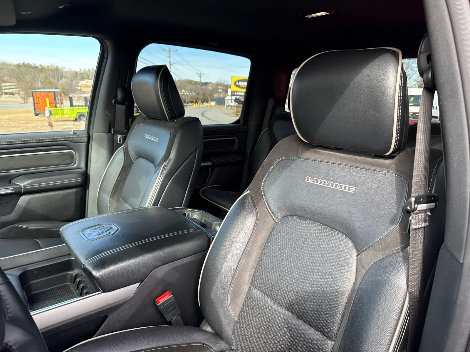 2024 RAM 1500 Laramie Crew Cab 4x4 5'7' Box