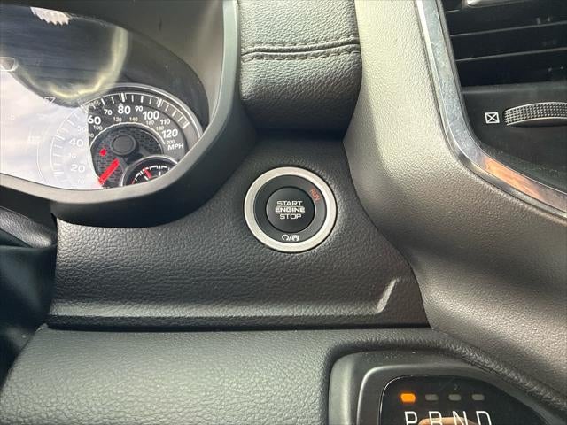 2024 RAM 1500 Laramie Crew Cab 4x4 5'7' Box