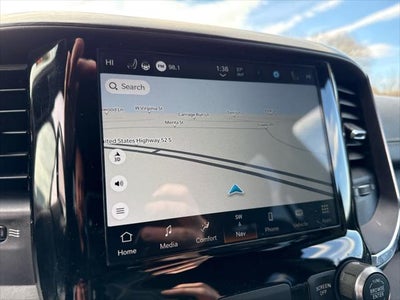 2024 RAM 1500 Laramie Crew Cab 4x4 5'7' Box