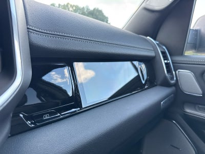 2026 RAM 1500 Laramie Crew Cab 4x4 5'7' Box