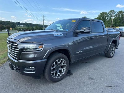 2026 RAM 1500 Laramie Crew Cab 4x4 5'7' Box