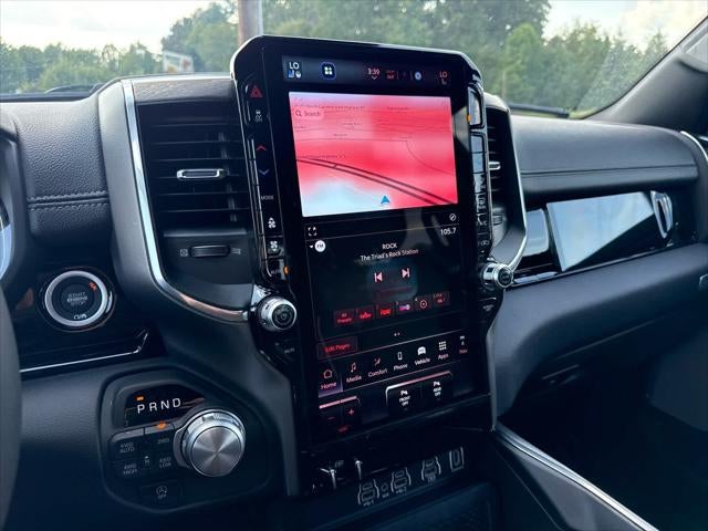 2026 RAM 1500 Laramie Crew Cab 4x4 5'7' Box