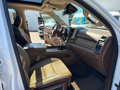 2020 RAM 1500 Laramie Longhorn Crew Cab 4x4 5'7' Box