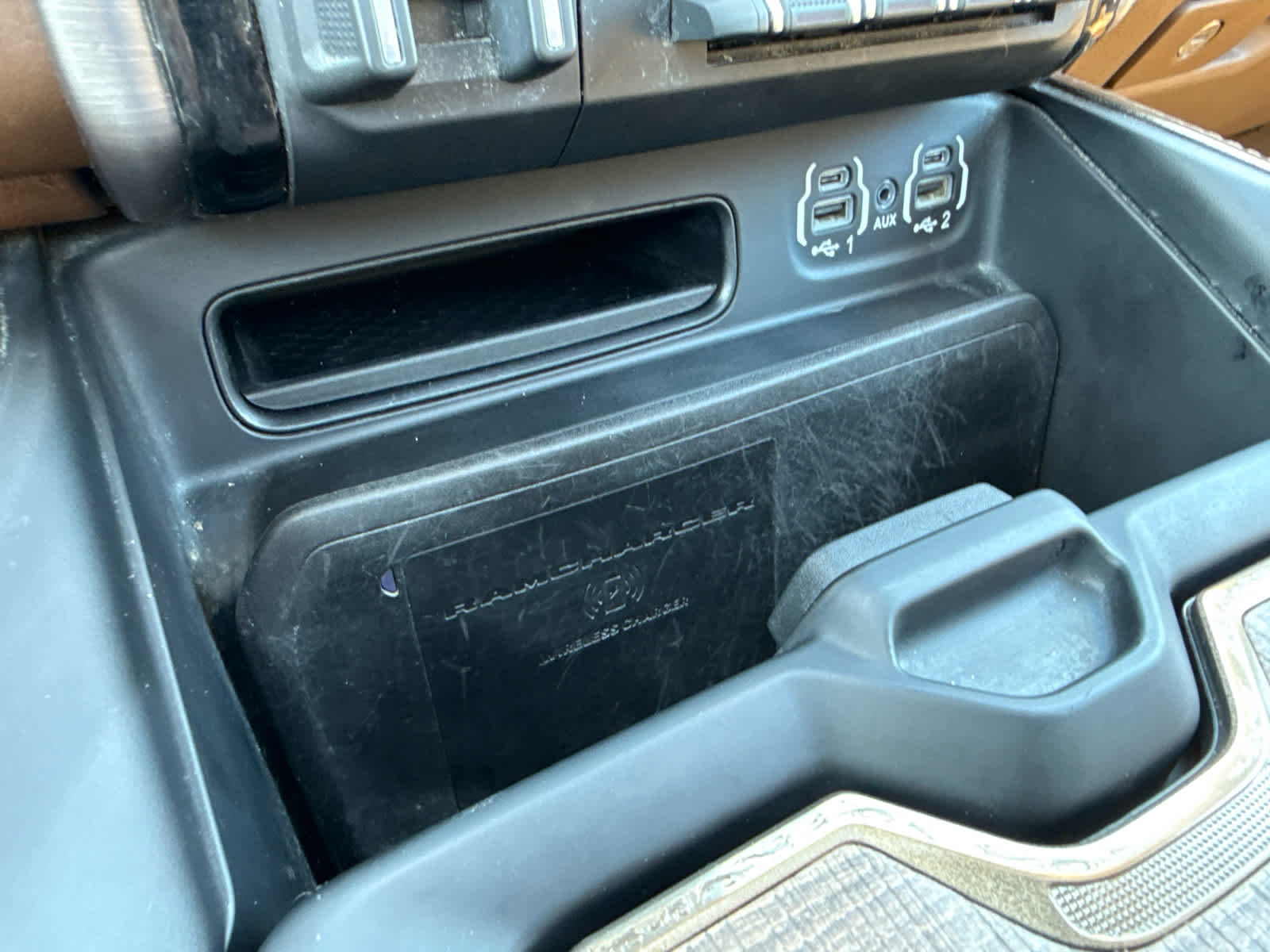 2020 RAM 1500 Laramie Longhorn Crew Cab 4x4 5'7' Box