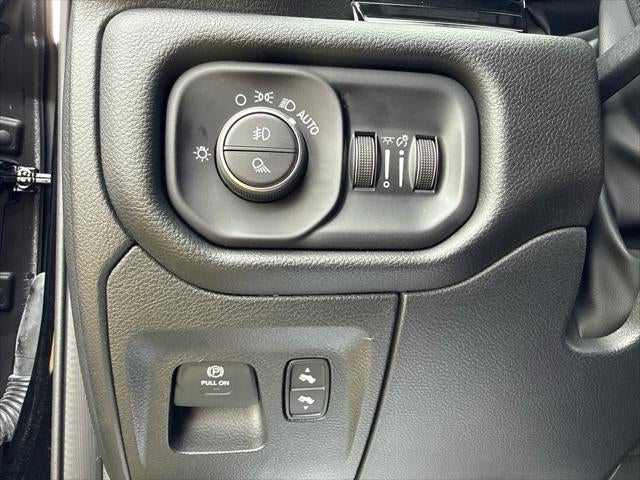 2025 RAM 1500 Rebel Crew Cab 4x4 5'7' Box