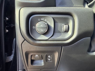 2023 RAM 1500 Big Horn Crew Cab 4x4 6'4' Box