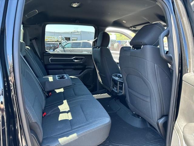 2023 RAM 1500 Big Horn Crew Cab 4x4 6'4' Box