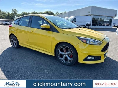 2017 Ford Focus ST ST