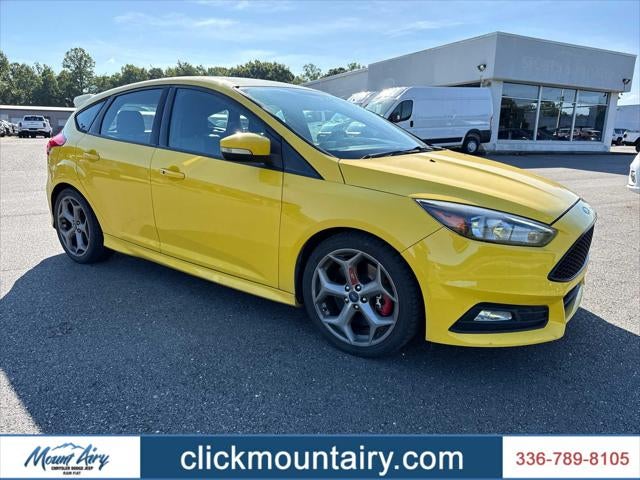 2017 Ford Focus ST ST