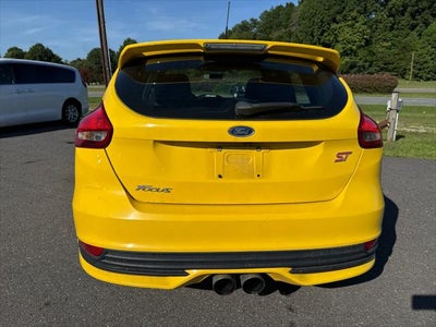 2017 Ford Focus ST ST