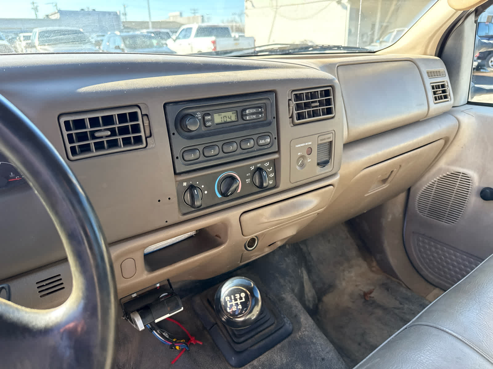 2004 Ford F-550 Chassis XL