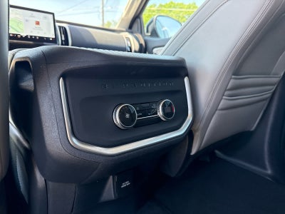 2025 Ford Expedition Active MAX