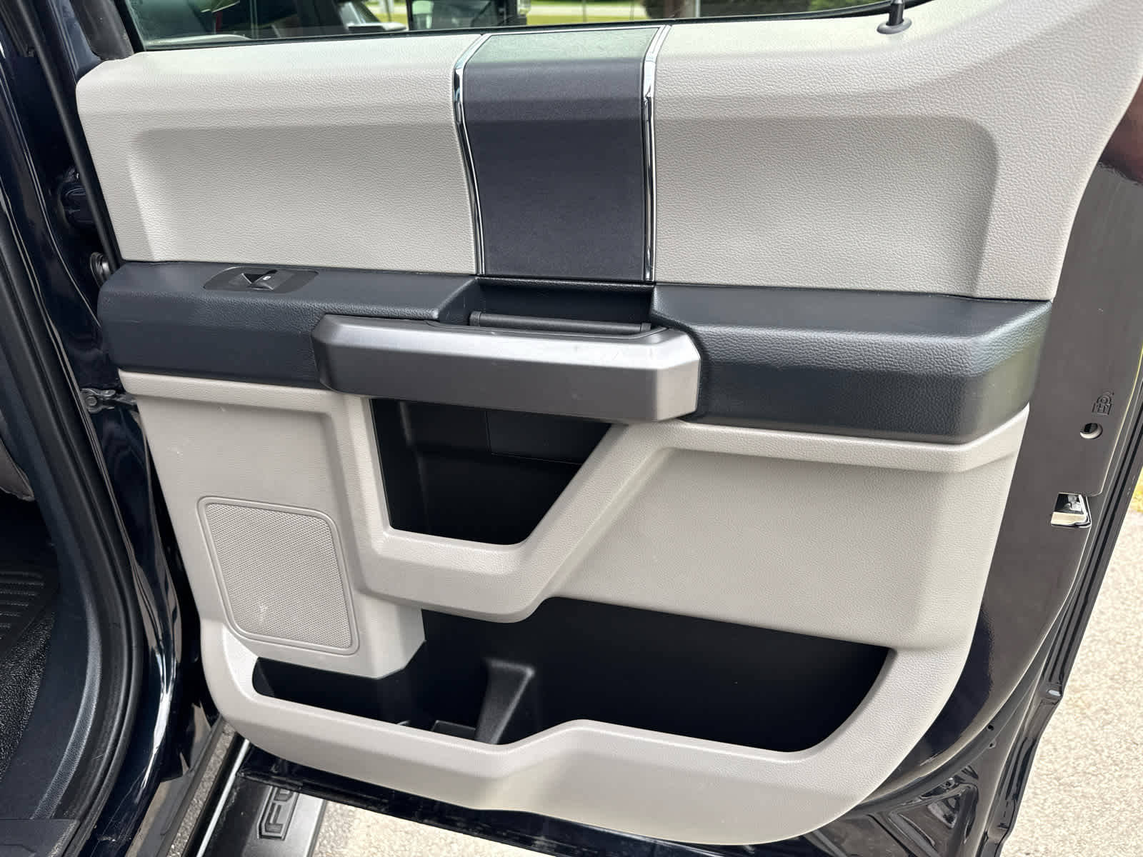 2022 Ford F-350 XLT