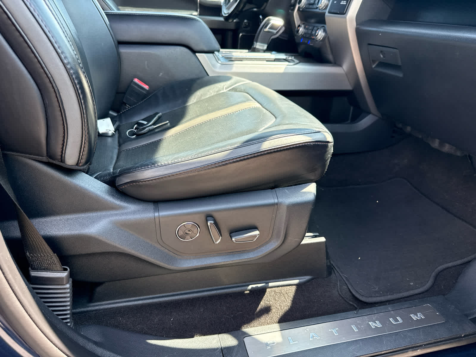 2020 Ford F-150 Platinum