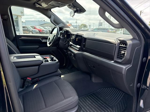 2024 Chevrolet Silverado 1500 4WD Crew Cab Short Bed LT with 2FL