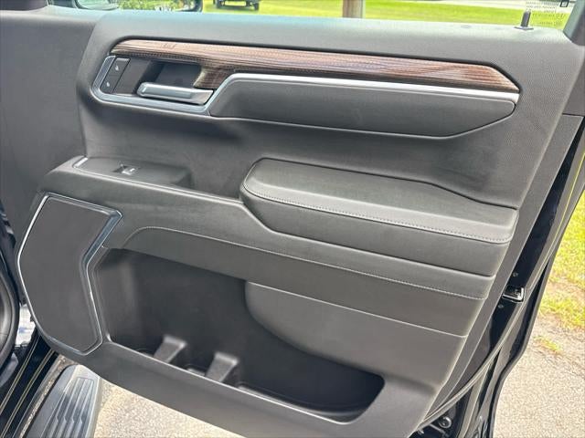 2024 Chevrolet Silverado 1500 4WD Crew Cab Short Bed LT with 2FL