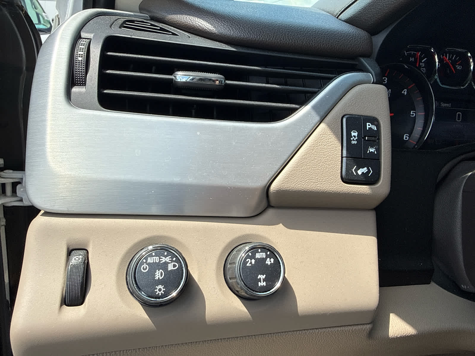 2016 GMC Yukon XL SLT