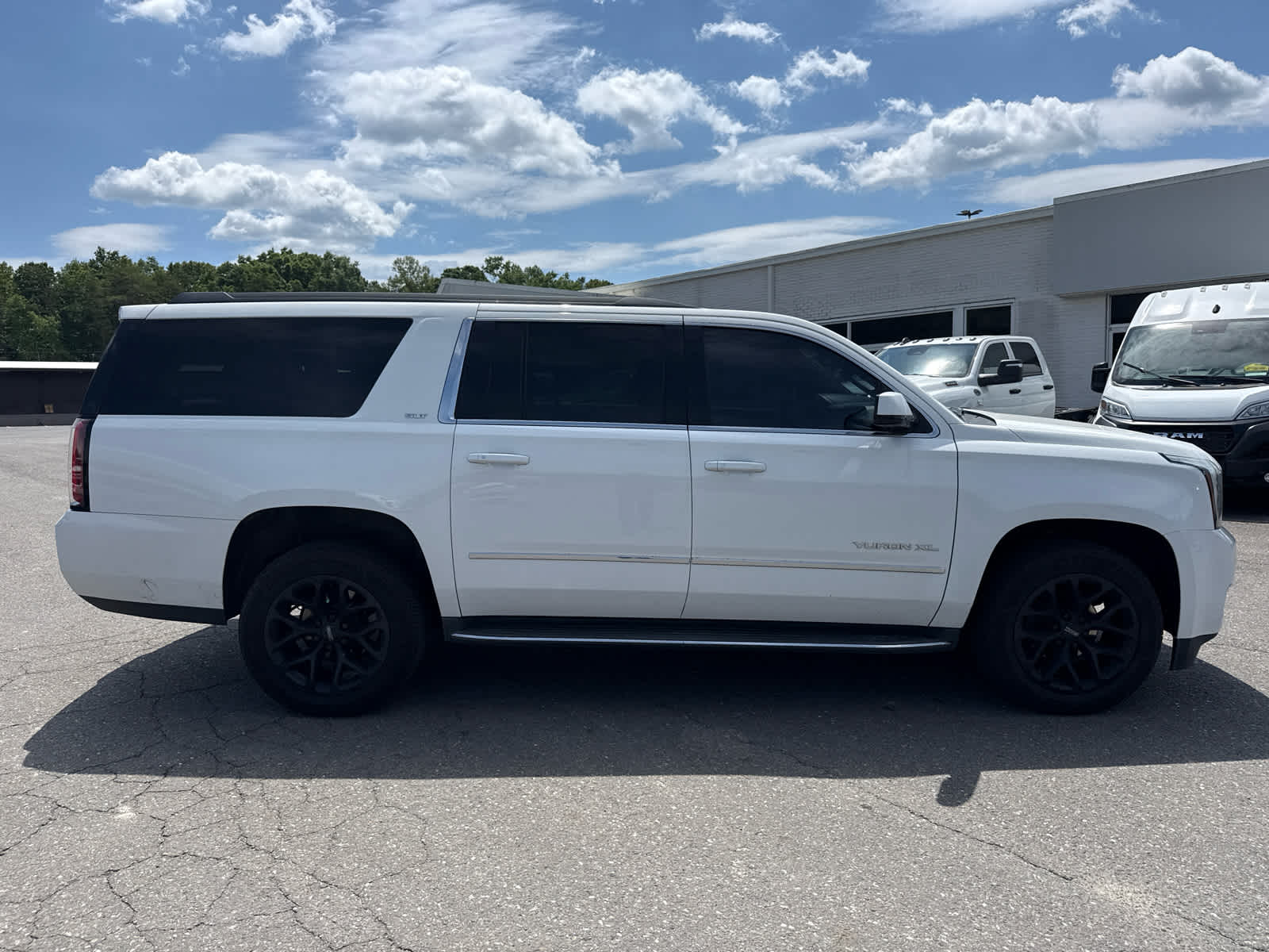 2016 GMC Yukon XL SLT