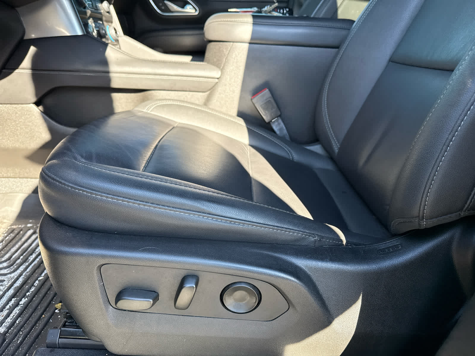 2024 Chevrolet Suburban 4WD Z71