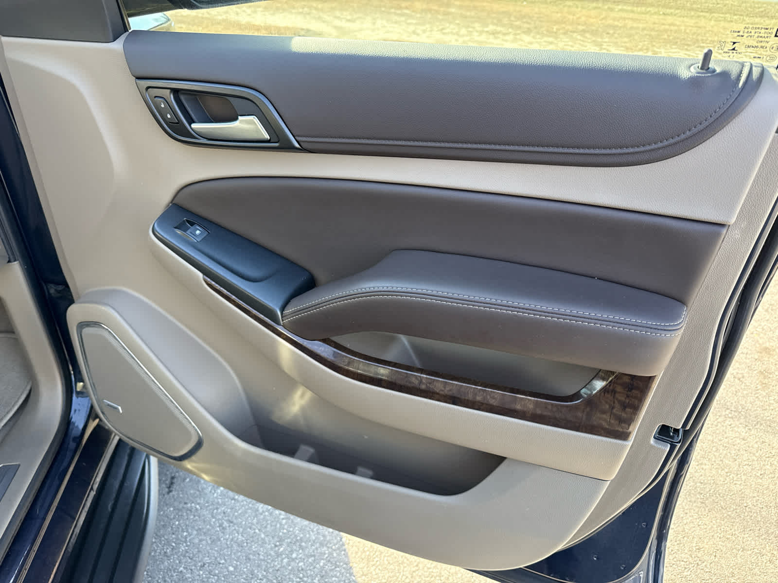 2020 Chevrolet Suburban 4WD LT