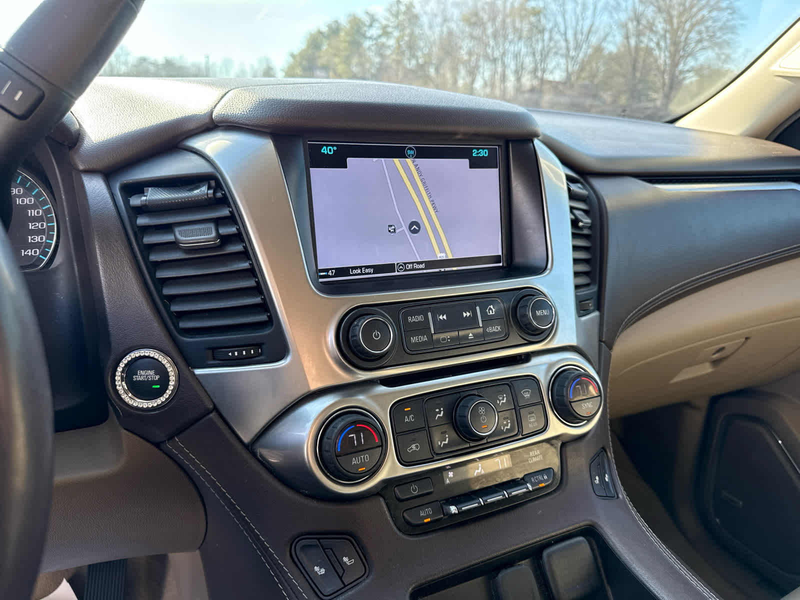 2020 Chevrolet Suburban 4WD LT
