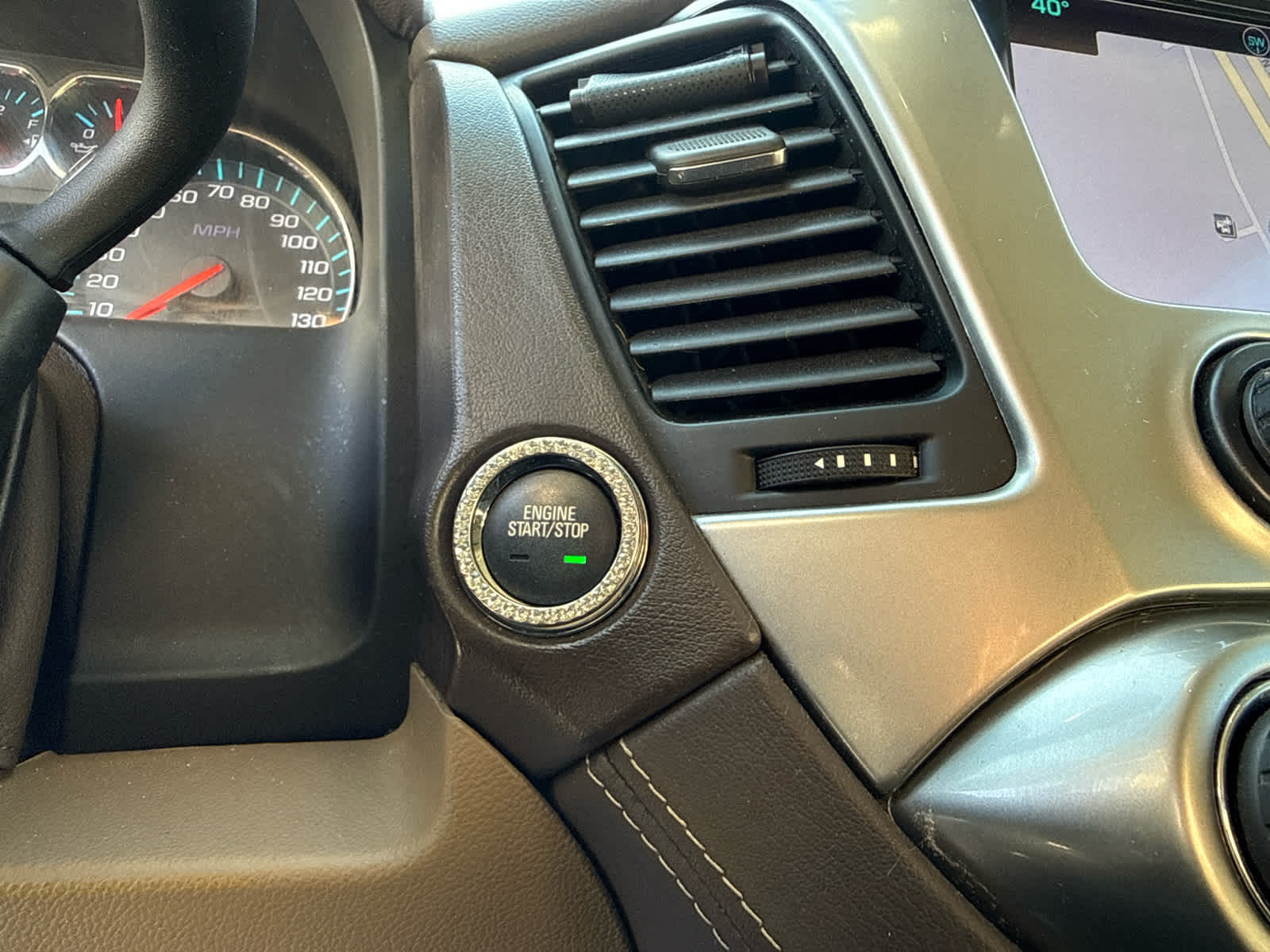 2020 Chevrolet Suburban 4WD LT