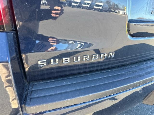 2020 Chevrolet Suburban 4WD LT