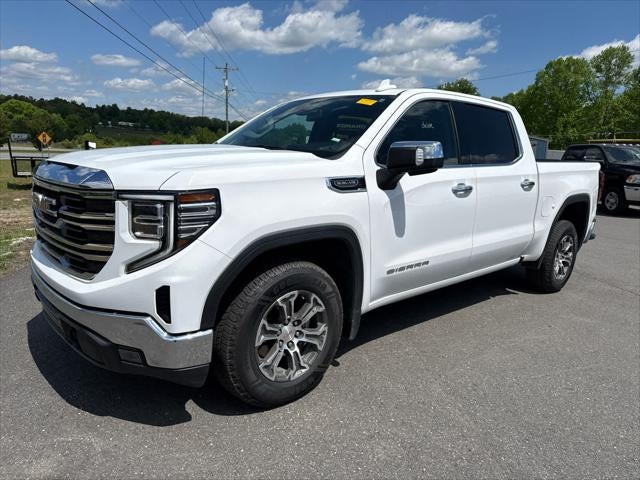 2025 GMC Sierra 1500 2WD Crew Cab Short Box SLT