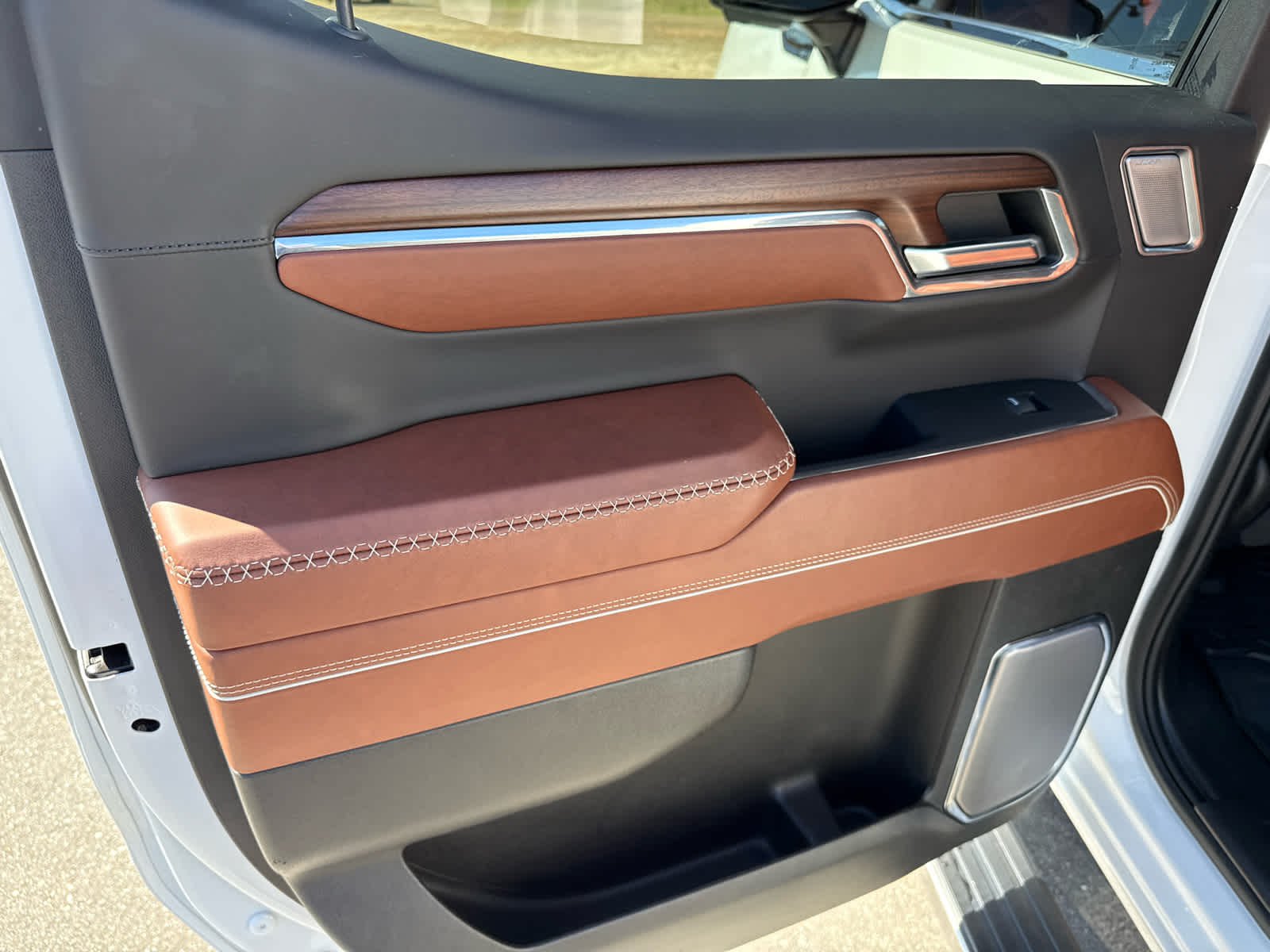 2024 GMC Sierra 1500 4WD Crew Cab Short Box Denali Ultimate